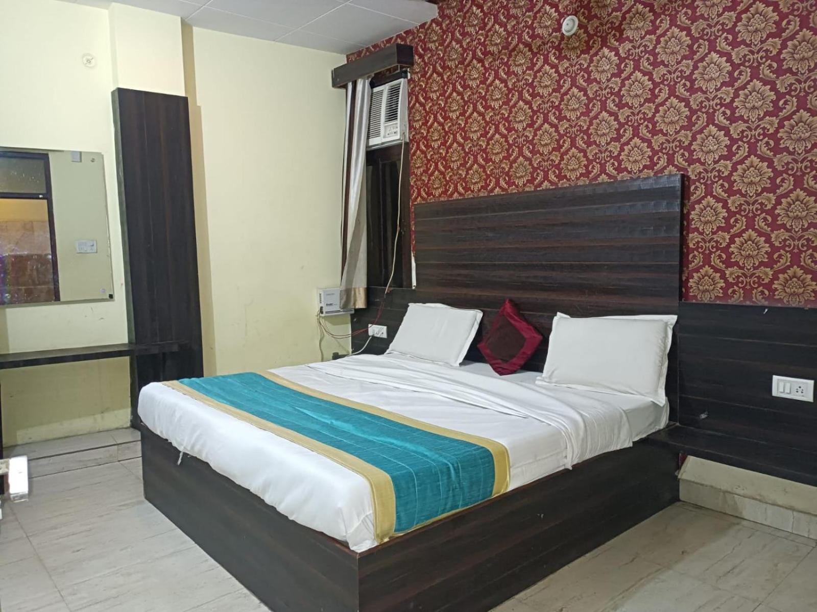 Hotel Park Avenue Lucknow Exterior photo